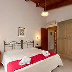 Village Surrounded By Greenery With Swimming Pool Just A Few Minutes From Αλγκέρο
