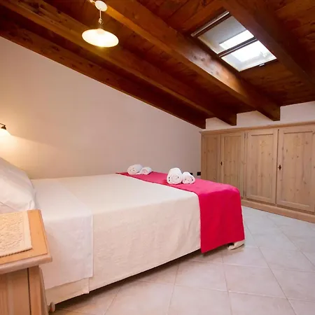 Apartahotel Village Surrounded By Greenery With Swimming Pool Just A Few Minutes From Alguer