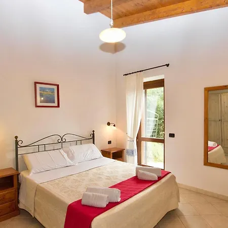 Apartahotel Village Surrounded By Greenery With Swimming Pool Just A Few Minutes From Alguer