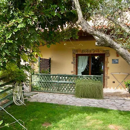 Village Surrounded By Greenery With Swimming Pool Just A Few Minutes From Alguer