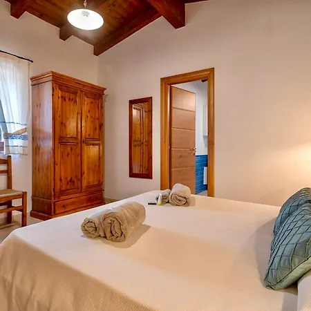 Village Surrounded By Greenery With Swimming Pool Just A Few Minutes From Apartahotel 3*