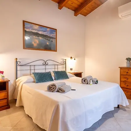 Village Surrounded By Greenery With Swimming Pool Just A Few Minutes From 3* Alghero